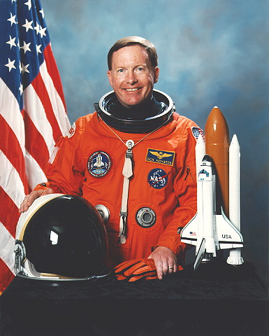 NASA portrait of Dick Richards, Mizzou Engineering alum
