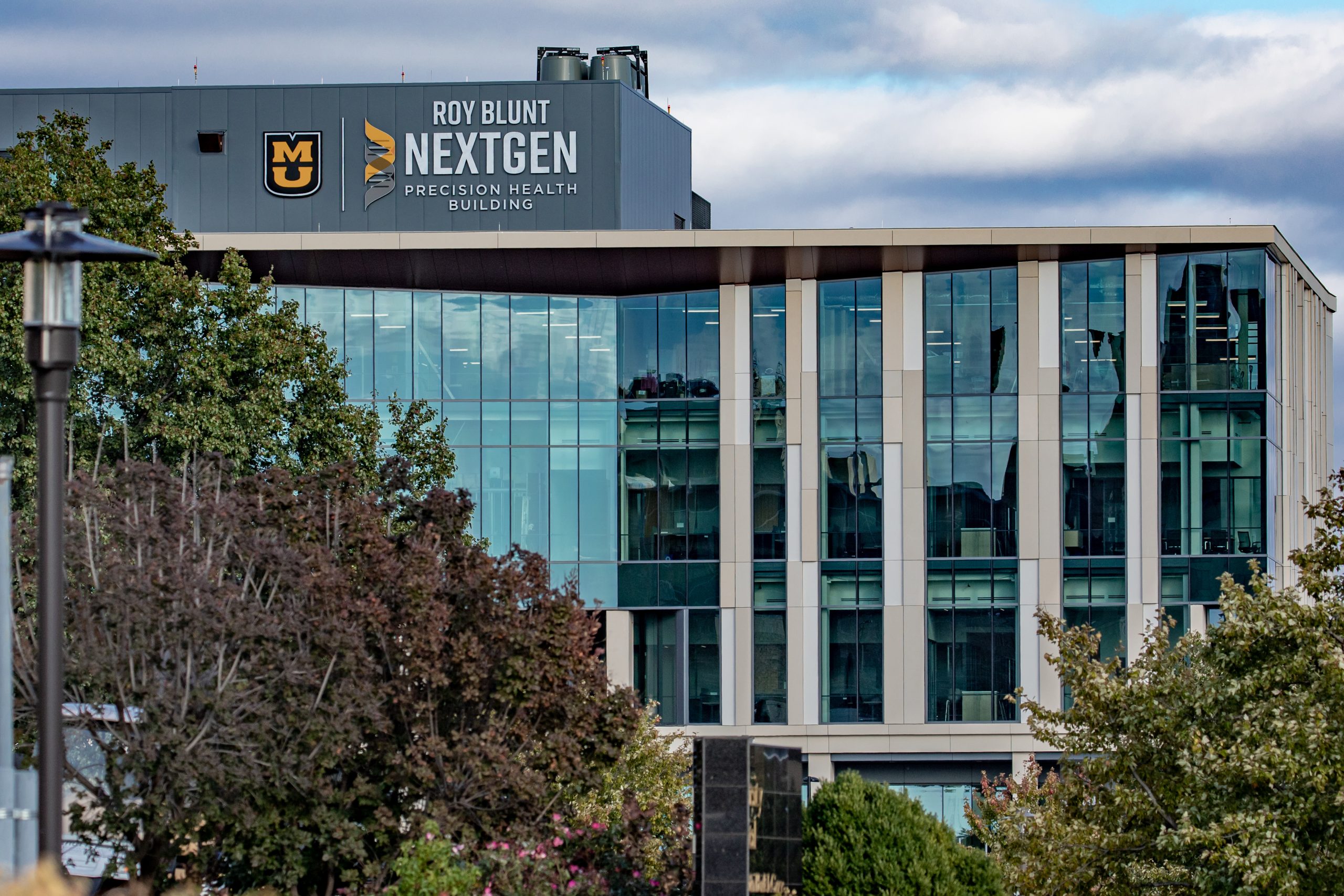 Exterior photo of Roy Blunt NextGen Precision Health Building
