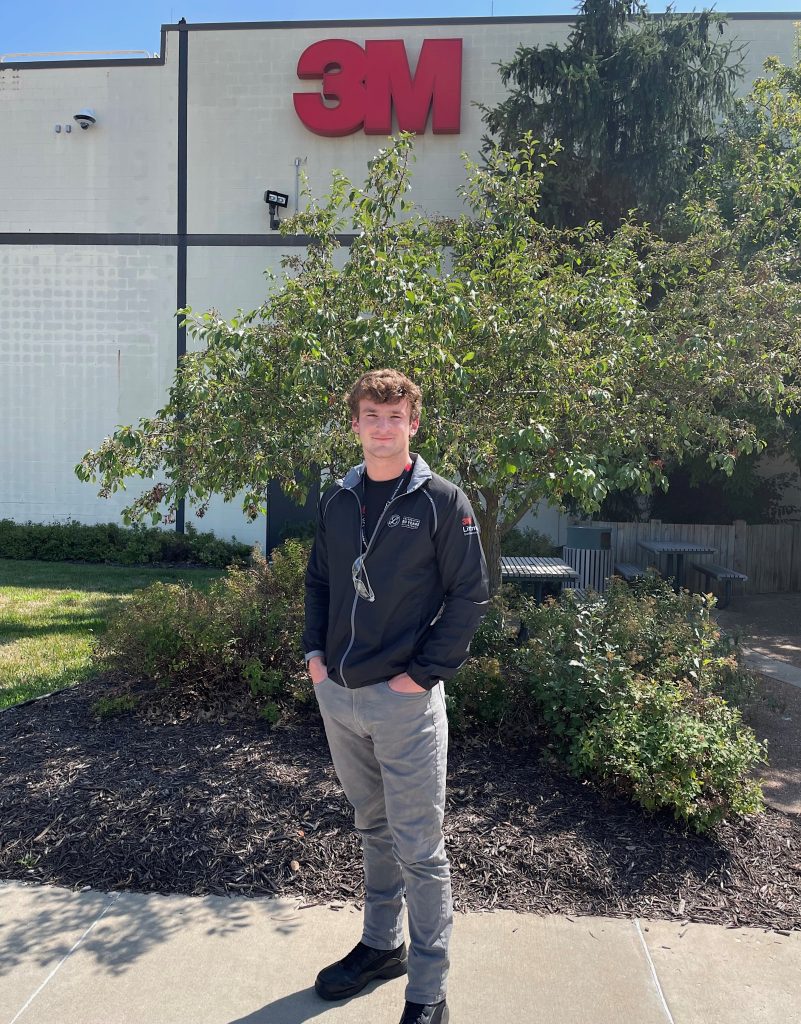 Grayson Burns' internship with 3M provided hands-on experience.