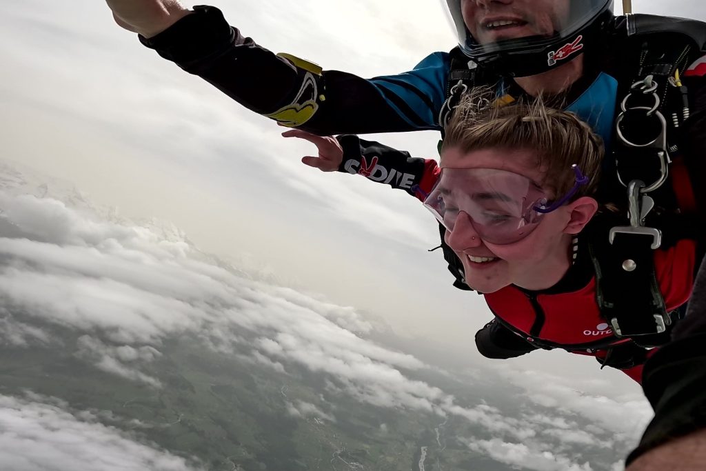 Claire Fanning skydiving study abroad