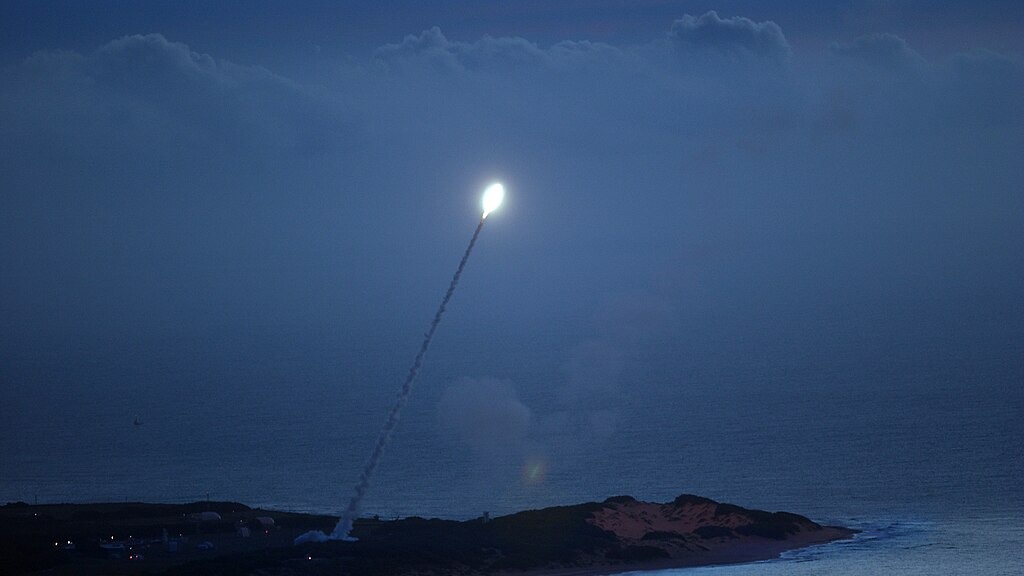 Anti-missile defense launch